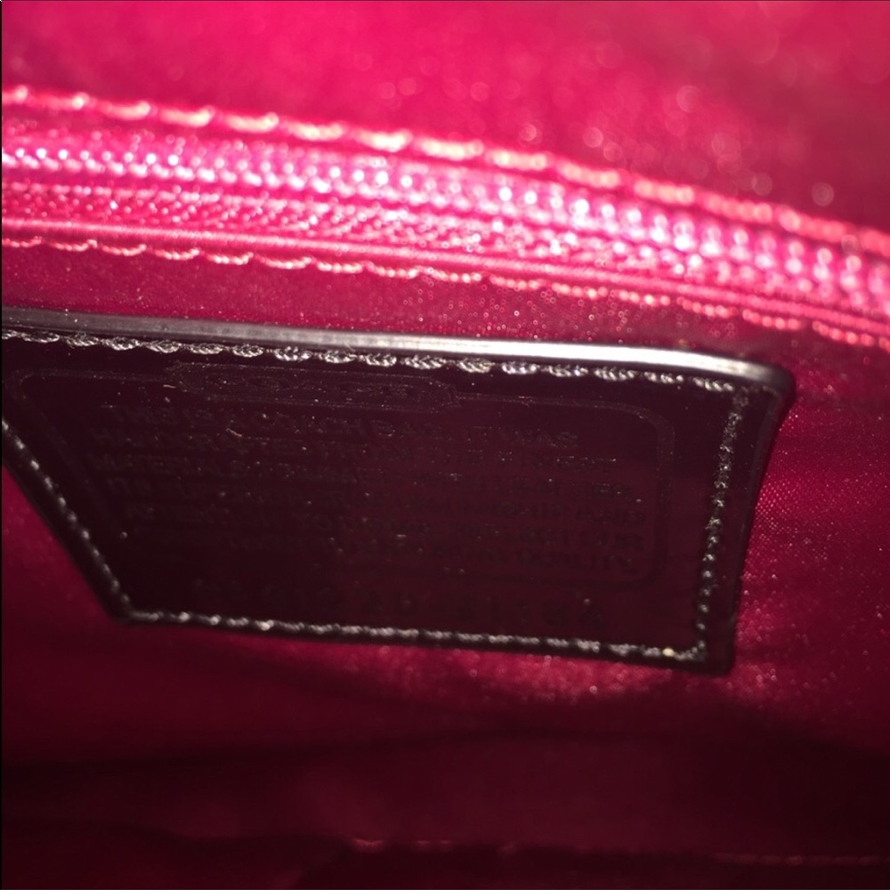 Coach - Picture 4 of 4